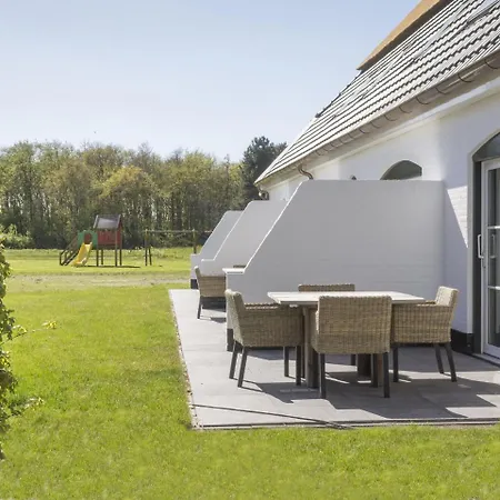 Holiday home In Tasteful In On The Wadden Island Of Texel *